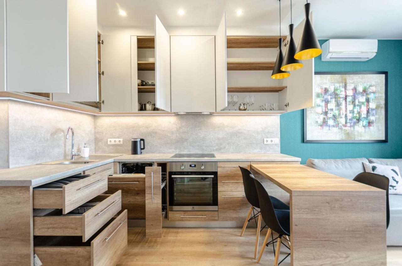 קייב Petrovdom 5-25 In Cozy Apartment In Residential Complex "Beresteiskyi" מראה חיצוני תמונה