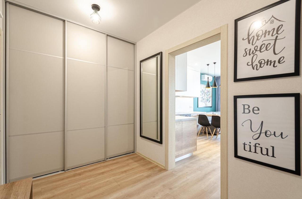 קייב Petrovdom 5-25 In Cozy Apartment In Residential Complex "Beresteiskyi" מראה חיצוני תמונה