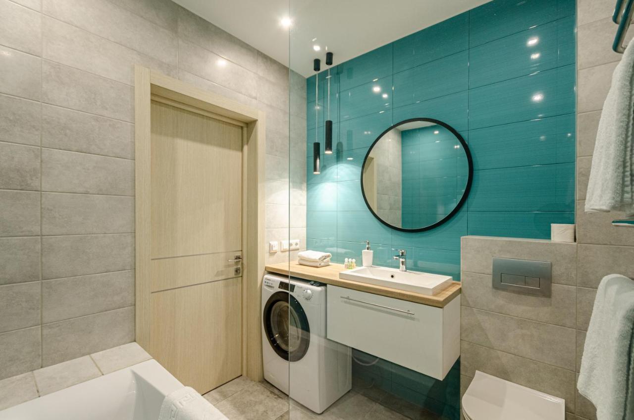קייב Petrovdom 5-25 In Cozy Apartment In Residential Complex "Beresteiskyi" מראה חיצוני תמונה