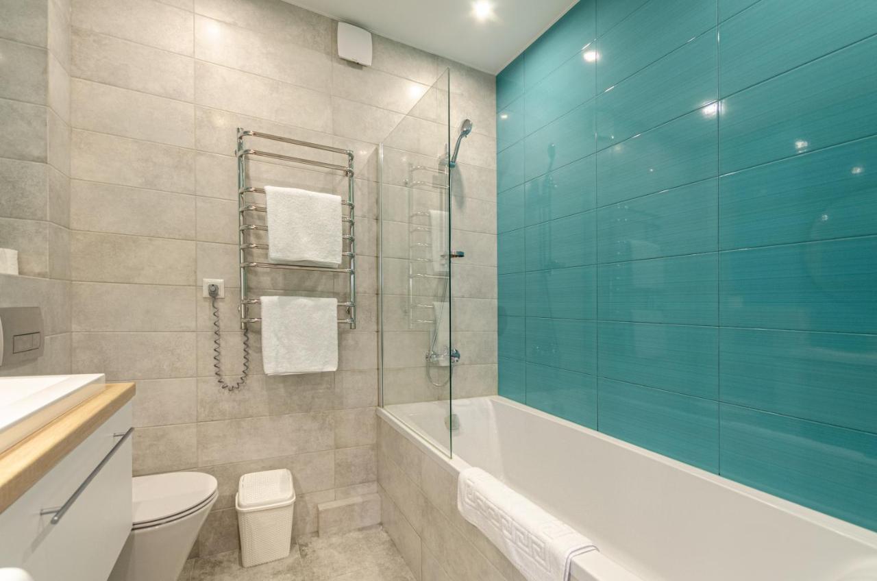 קייב Petrovdom 5-25 In Cozy Apartment In Residential Complex "Beresteiskyi" מראה חיצוני תמונה